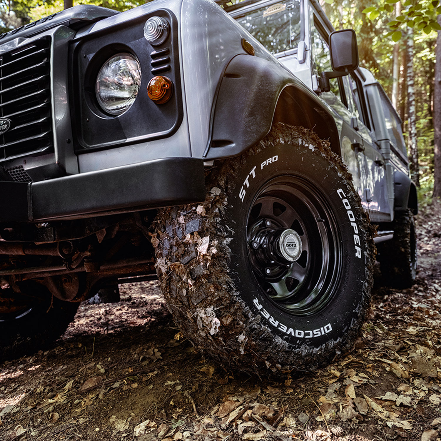 DOTZ 4x4 Extreme dark 8.0x17 ET-30 6x139.7 17